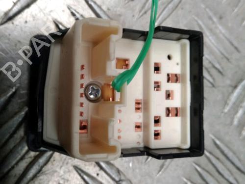 Used Mirror switch Mirror switch TOYOTA YARIS (_P13_) 1.4 D (NLP130_, NLP130) (90 hp) 13112471 13112471