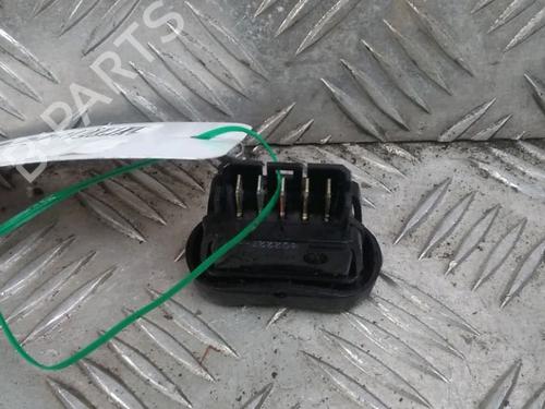 Used Left front window switch DACIA SANDERO 1.5 dCi (88 hp) 11714429