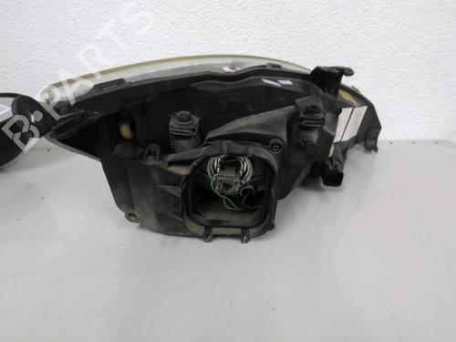 Used Left headlight FORD FOCUS I Turnier (DNW) 1.8 16V (115 hp) 25930511