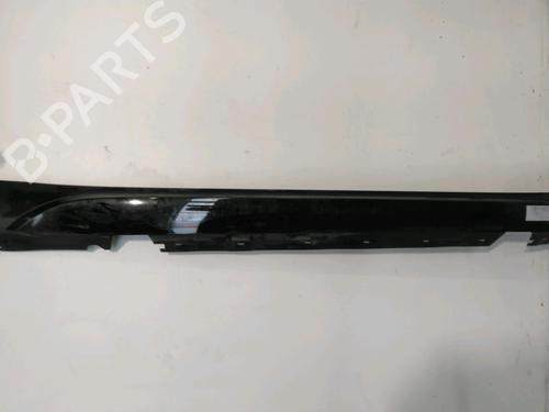 Højre sidekjole BMW X1 (E84) sDrive 16 d (116 hp) 30117874