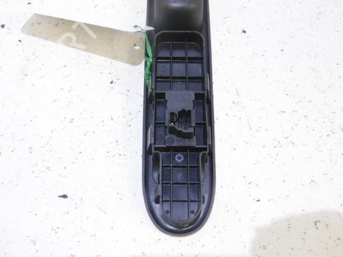 Used Switch PEUGEOT 307 (3A/C) 2.0 HDi 110 (107 hp) 15754103