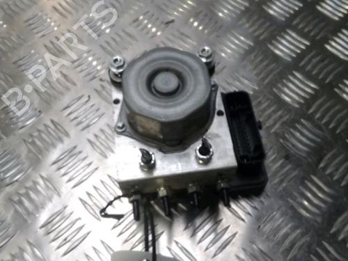 Used ABS pump TOYOTA AYGO (_B4_) 1.0 VVTi (KGB40) (72 hp) 13079123