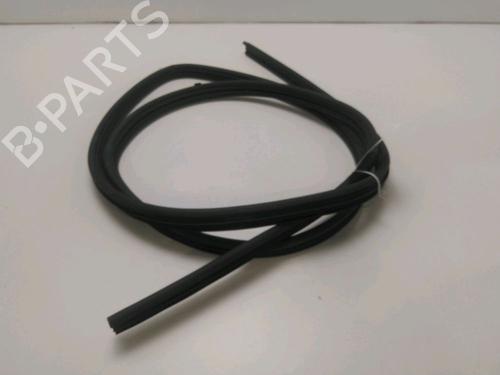 Used Rubber door seal RENAULT TWINGO I (C06_) 1.2 (C066, C068) (58 hp) 18478114