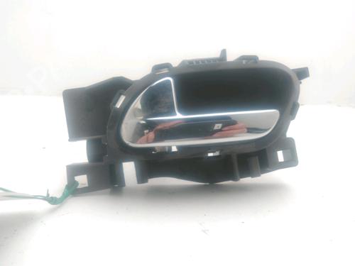 Venstre foran invendig håndtak PEUGEOT 207 (WA_, WC_) 1.6 HDi (92 hp) 28285413