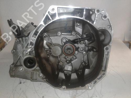 Used Gearbox DACIA SANDERO II TCe 90 (B8M1, B8MA, B8AC) (90 hp) 15748444