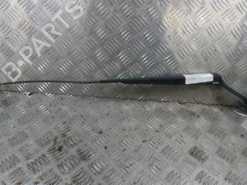 Used Front windshield wiper arm FORD FIESTA V (JH_, JD_) 1.4 TDCi (68 hp) 14980776