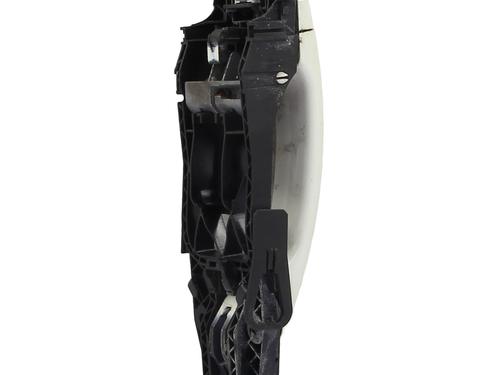 front-right-exterior-door-handle-audi-a3-sportback-8va-8vf-2012-2013-2014-2015-2016-2017-2018-2019-2020-2021-32200632 main image