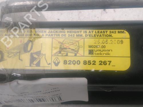 other-renault-clio-iii-grandtour-kr01_-2007-26442895 main image