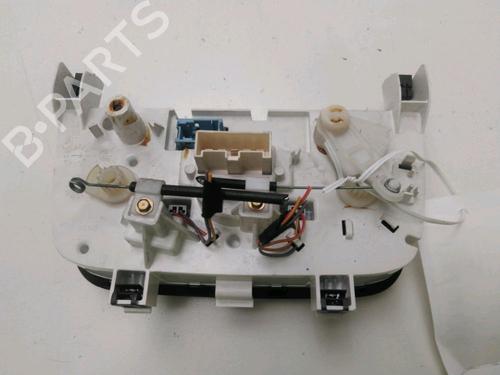 climate-control-fiat-grande-punto-199_-13-d-multijet-735419809-2005-20100367 main image
