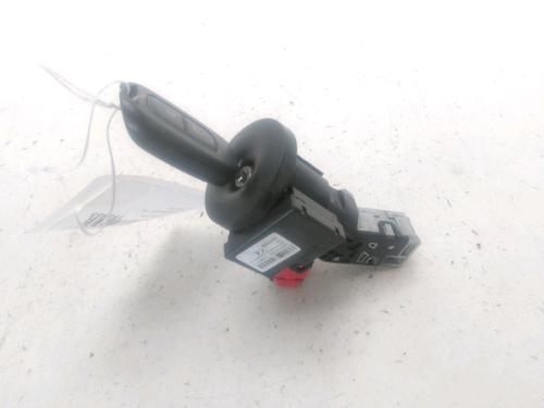 Ignition barrel DACIA SANDERO II TCe 90 (B8M1, B8MA, B8AC) | BP27268271M48