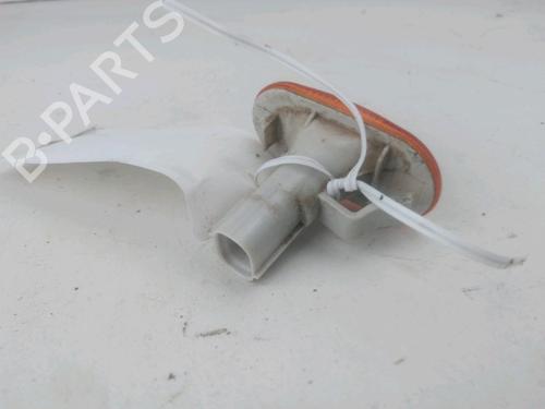 Used Left side indicator Left side indicator 39518940 39518940