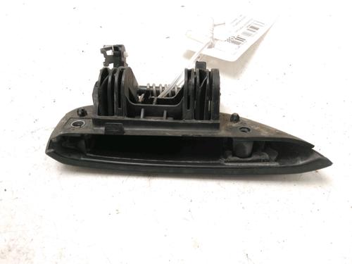 Used Rear left exterior door handle DACIA SANDERO II TCe 90 (B8M1, B8MA, B8AC) (90 hp) 30868401