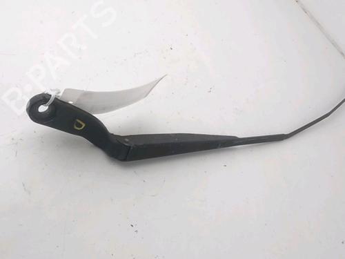 Used Front windshield wiper arm Front windshield wiper arm PEUGEOT BOXER Van (230L) 2.5 D (86 hp) 32715920 32715920
