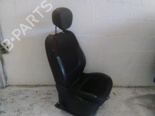 Used Right front seat Right front seat RENAULT CAPTUR I (J5_, H5_) 0.9 TCe 90 (90 hp) 33031983 33031983