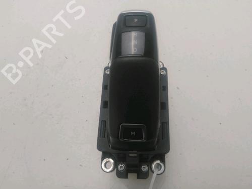 Used Gear lever Gear lever PEUGEOT 5008 II (MC_, MJ_, MR_, M4_) 1.5 BlueHDi 130 (MCYHZJ, MCYHZR, MCYHZX) (131 hp) 27394352 27394352