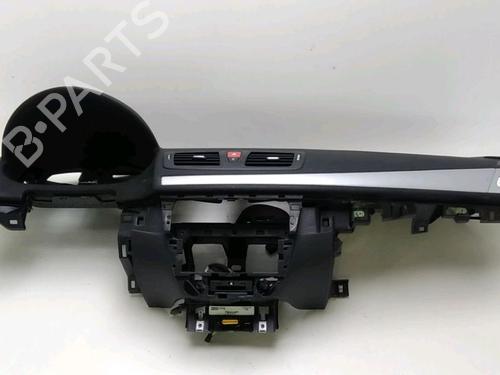 Used Dashboard Dashboard RENAULT MEGANE III Hatchback (BZ0/1_, B3_) 1.5 dCi (BZ09, BZ0D, BZ1W, BZ29, BZ14) (110 hp) 19529776 19529776