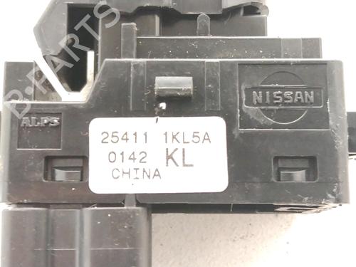 Used Right rear window switch NISSAN JUKE (F15) 1.5 dCi (110 hp) 30188070