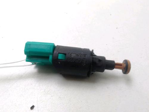 Used Electronic module Electronic module PEUGEOT PARTNER Tepee 1.6 BlueHDi 100 (100 hp) 28086824 28086824