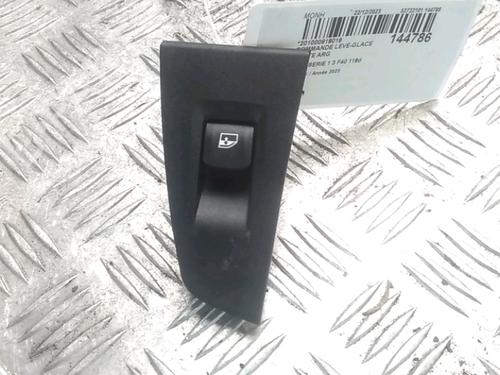 Used Left rear window switch BMW 1 (F40) 118 d (150 hp) 16332864