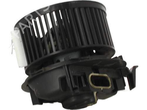 Used Heater blower motor Heater blower motor RENAULT CLIO III (BR0/1, CR0/1) 1.5 dCi (75 hp) 33632701 33632701