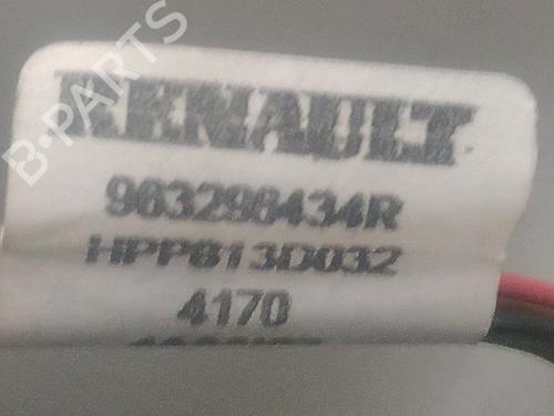 Używane Lusterko wsteczne RENAULT CLIO IV (BH_) 0.9 TCe 90 (BHNF, BHMA, BHMH, BHJK, BHJR) (90 hp) 28121323