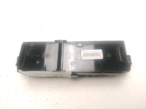 Used Climate control RENAULT MEGANE III Hatchback (BZ0/1_, B3_) 1.6 dCi (BZ00, BZ12, BZ13) (130 hp) 25796607
