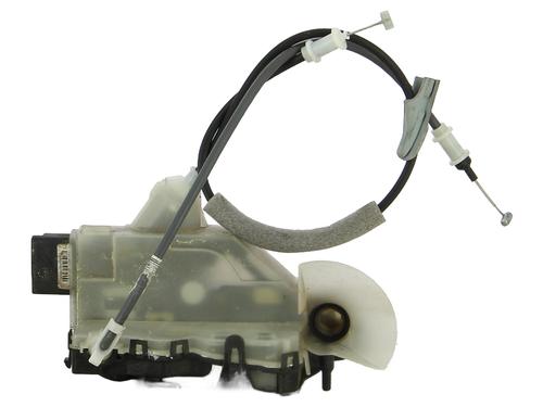 Front left lock CITROËN C3 III (SX) 1.5 BlueHDi 100 (SXYHYP, SXYHTU) | BP34201372C98 - Image 3