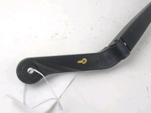 Used Front windshield wiper arm Front windshield wiper arm OPEL MOVANO C Van (U9) 2.2 D (140 hp) 33836258 33836258