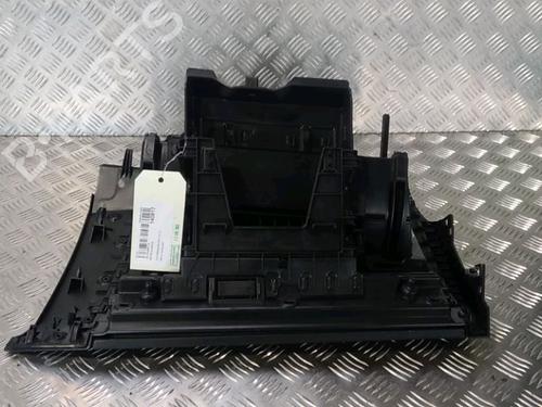 Glove box VW POLO VI (AW1, BZ1, AE1) 1.0 MPi | BP13080356C95