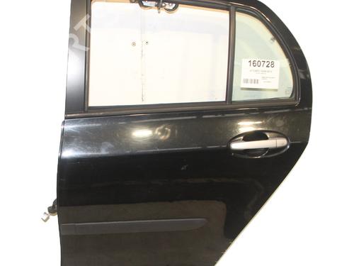 Used Left rear door TOYOTA YARIS (_P9_) 1.4 D-4D (NLP90_, NLP90R) (90 hp) 31284169