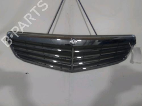 Used Grille Grille MERCEDES-BENZ C-CLASS (W204) C 220 CDI (204.008) (170 hp) 33632745 33632745