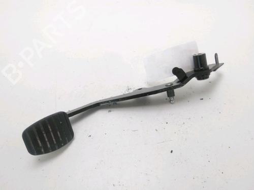 Used Clutch pedal RENAULT CLIO IV (BH_) 0.9 TCe 90 (BHNF, BHMA, BHMH, BHJK, BHJR) (90 hp) 19748320