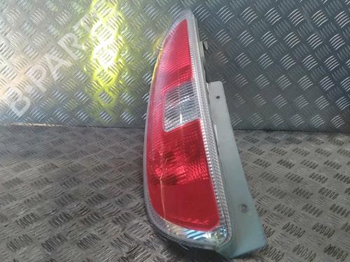 Used Left taillight SKODA ROOMSTER (5J7) 1.6 TDI (105 hp) 16742500