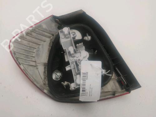 Used Right taillight BMW 1 (E87) 118 d (143 hp) 25730733