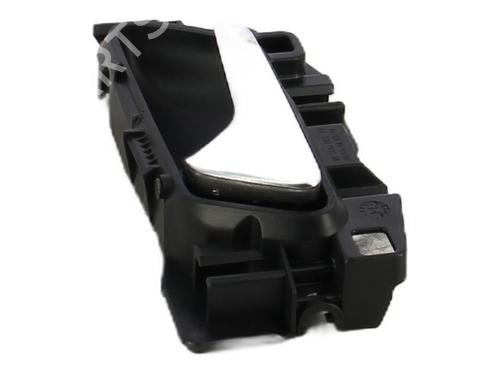 Used Front left interior door handle PEUGEOT 308 SW II (LC_, LJ_, LR_, LX_, L4_) 1.6 HDi 92 (92 hp) 30630437