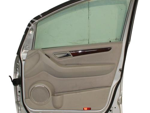Used Right front door Right front door 32038738 32038738