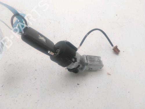Used Ignition barrel PEUGEOT 5008 (0U_, 0E_) 1.6 BlueHDi 120 (120 hp) 27551353