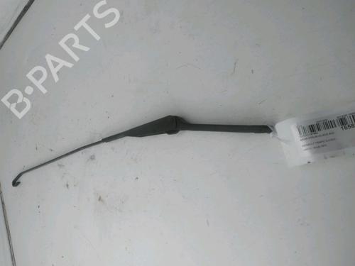 Used Front windshield wiper arm Front windshield wiper arm 38160268 38160268