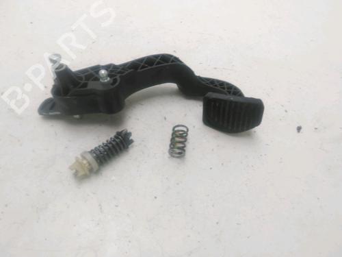 Used Clutch pedal Clutch pedal CITROËN C3 III Van (SX_, SY_) BlueHDi 100 (102 hp) 28086800 28086800