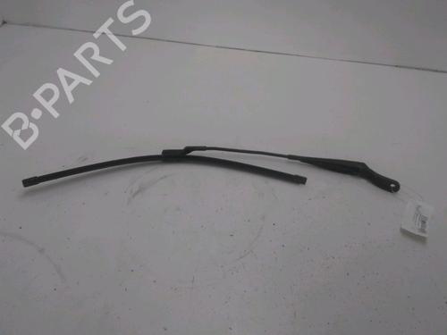 Used Front windshield wiper arm CITROËN C3 / C3 ORIGIN III (SX) 1.6 BlueHDi 75 (75 hp) 28068515