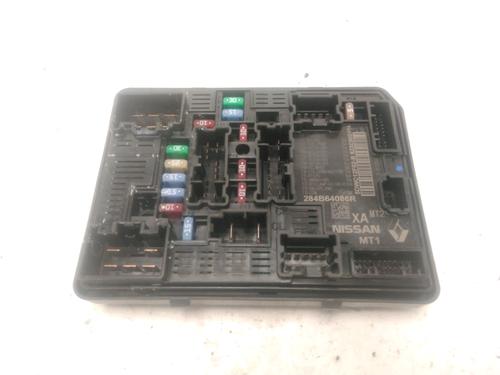 Fuse box RENAULT ARKANA I (LCM_, LDN_) 1.6 E-TECH 145 (LDMU) | BP28159728E1