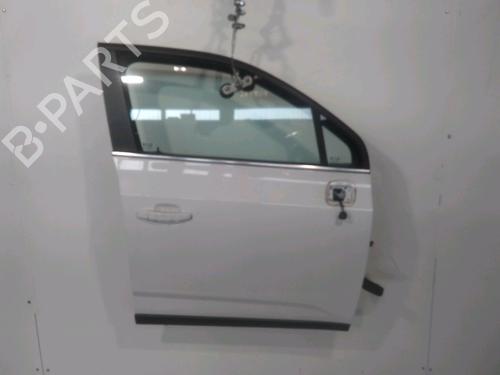 Used Right front door CHEVROLET ORLANDO (J309) 2.0 D (163 hp) 29380557