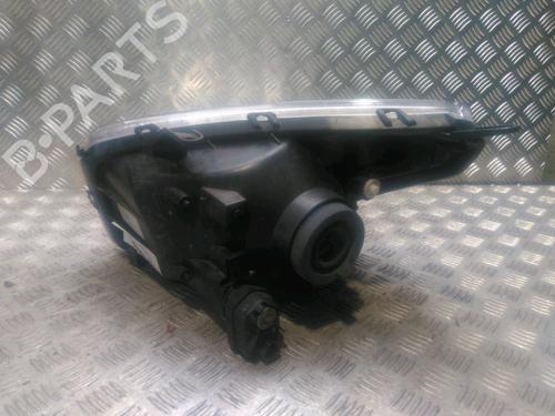 Used Right headlight TOYOTA RAV 4 II (_A2_) 2.0 D 4WD (CLA20_, CLA21_, CLA20R, CLA21R) (116 hp) 15984299