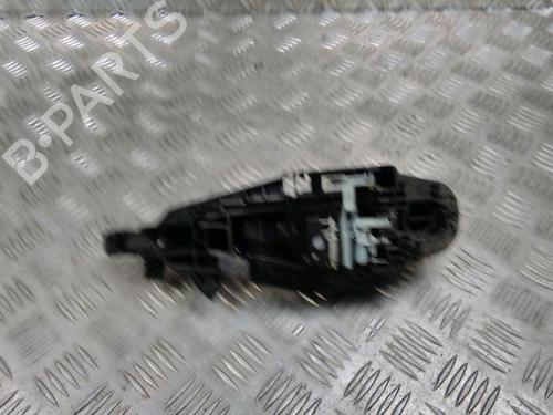 Used Rear right exterior door handle Rear right exterior door handle 13081931 13081931