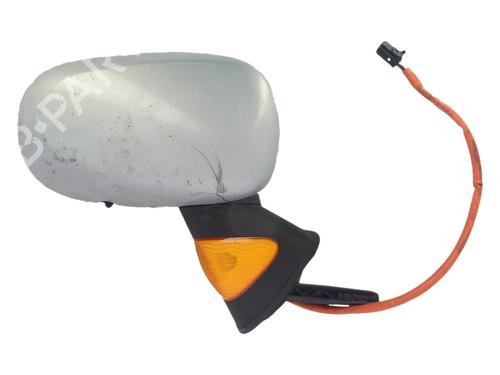 Retrovisor derecho Retrovisor derecho 38077427 38077427