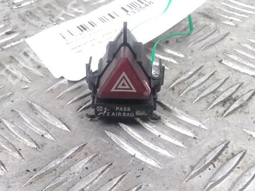 Used Warning switch MERCEDES-BENZ B-CLASS Sports Tourer (W245) B 180 CDI (245.207) (109 hp) 13302086