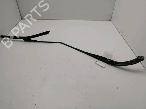 front-windshield-wiper-arm-renault-captur-i-j5_-h5_-2013-30825416 main image
