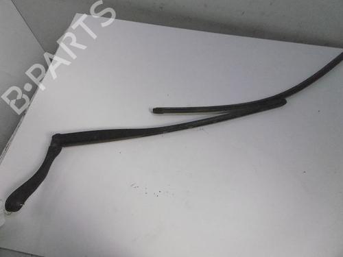 Used Front windshield wiper arm CITROËN C4 I (LC_) 1.6 HDi (90 hp) 23181911