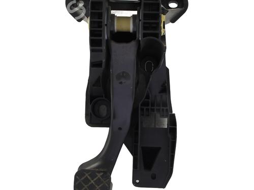 Pédale de frein AUDI A3 Sportback (8VA, 8VF) 1.6 TDI (105 hp) 32715554