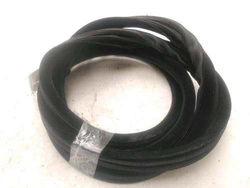 Used Rubber door seal LAND ROVER RANGE ROVER EVOQUE (L538) 2.2 D 4x4 (190 hp) 28206446